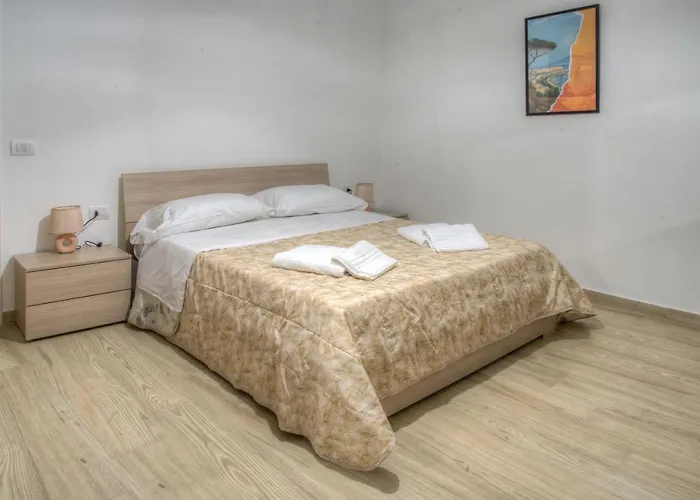 Corso Vittorio Emanuele 110c *